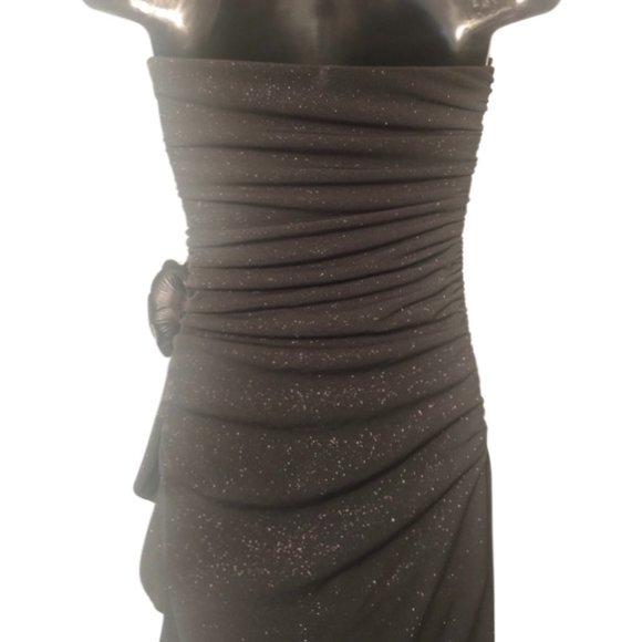XOXO Sparkle Formal Gown - Picture 9 of 10